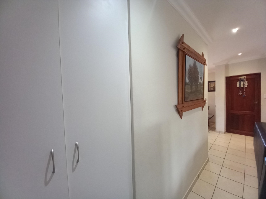 To Let 3 Bedroom Property for Rent in Jagtershof Western Cape